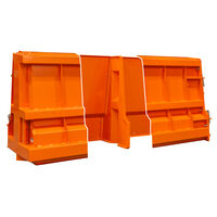 Oranje betonnen barrière mal 200x54x90 met deelwand van Betonblock