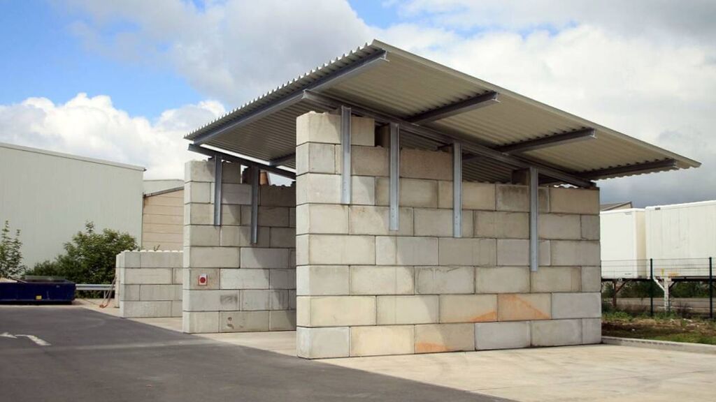 Sleufsilo-met-afdak (1)