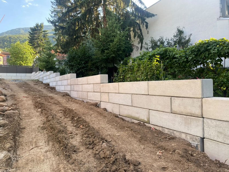 Moderne erfafscheiding van Betonblock betonblokken met strakke afwerking